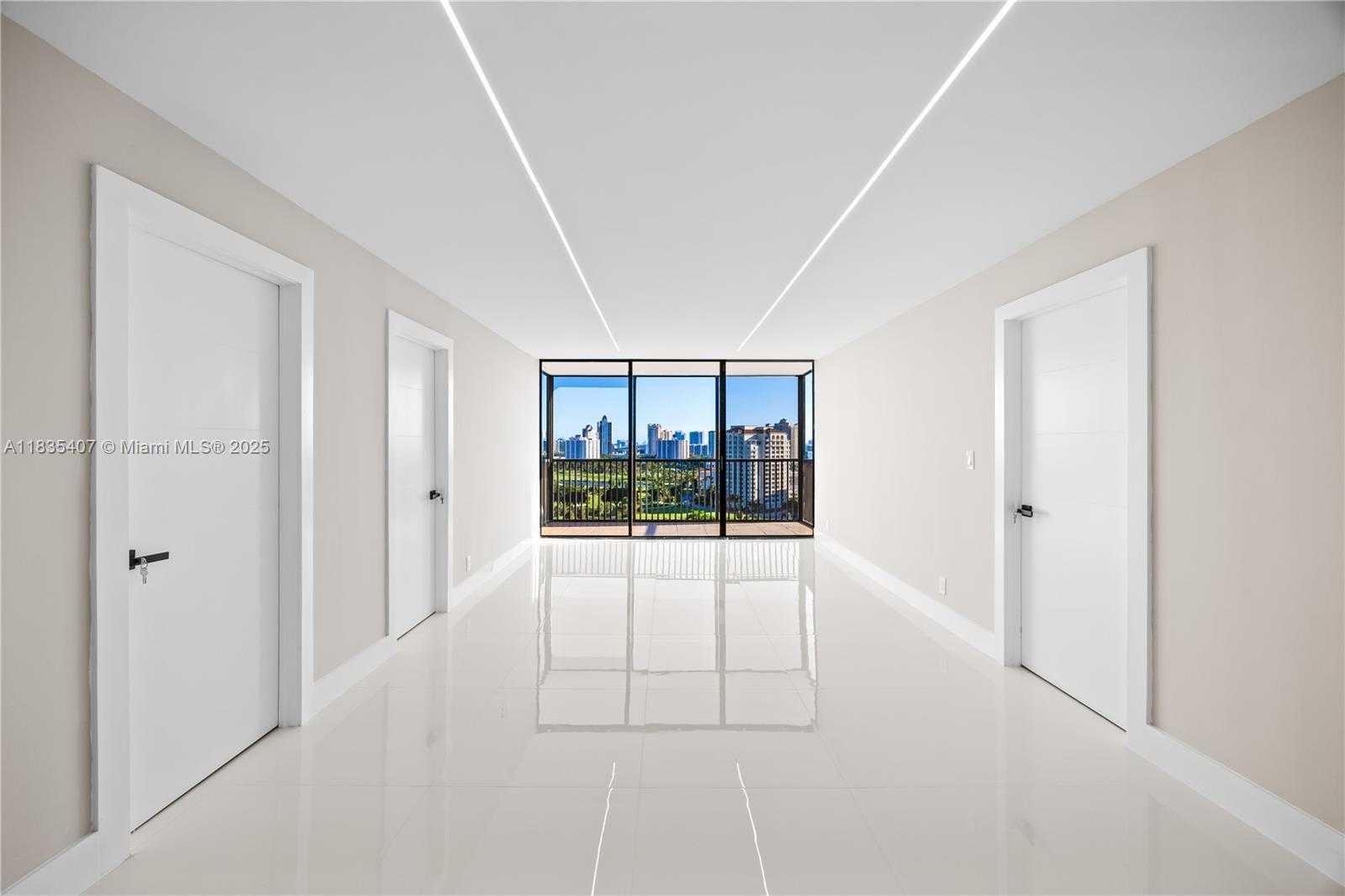 Small Image of 20379 WEST COUNTRY CLUB DR #1938, Aventura Number 3