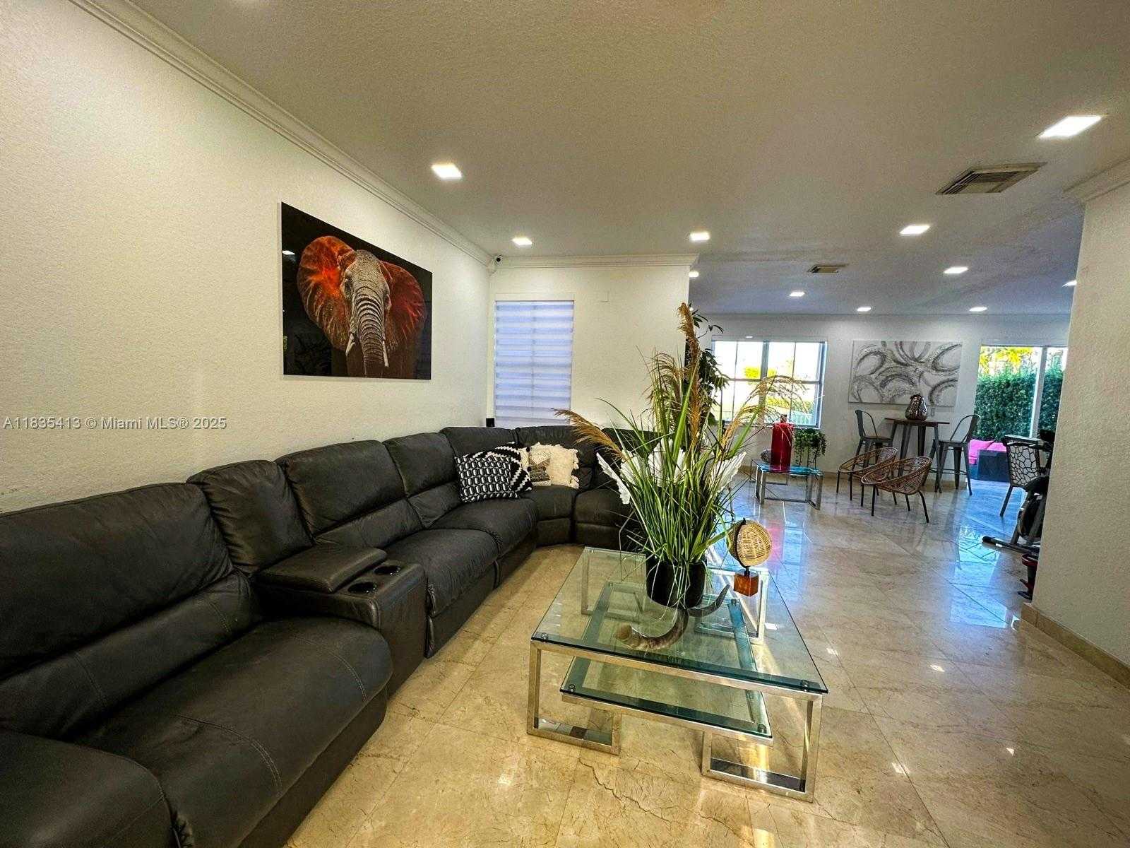 Small Image of 7427 NORTH WEST 113TH PATH, Doral Number 15