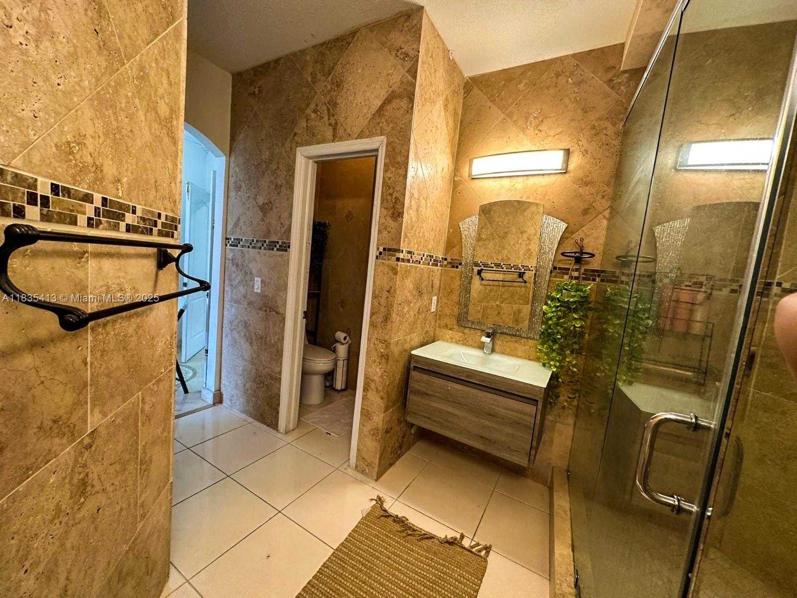 Small Image of 7427 NORTH WEST 113TH PATH, Doral Number 19