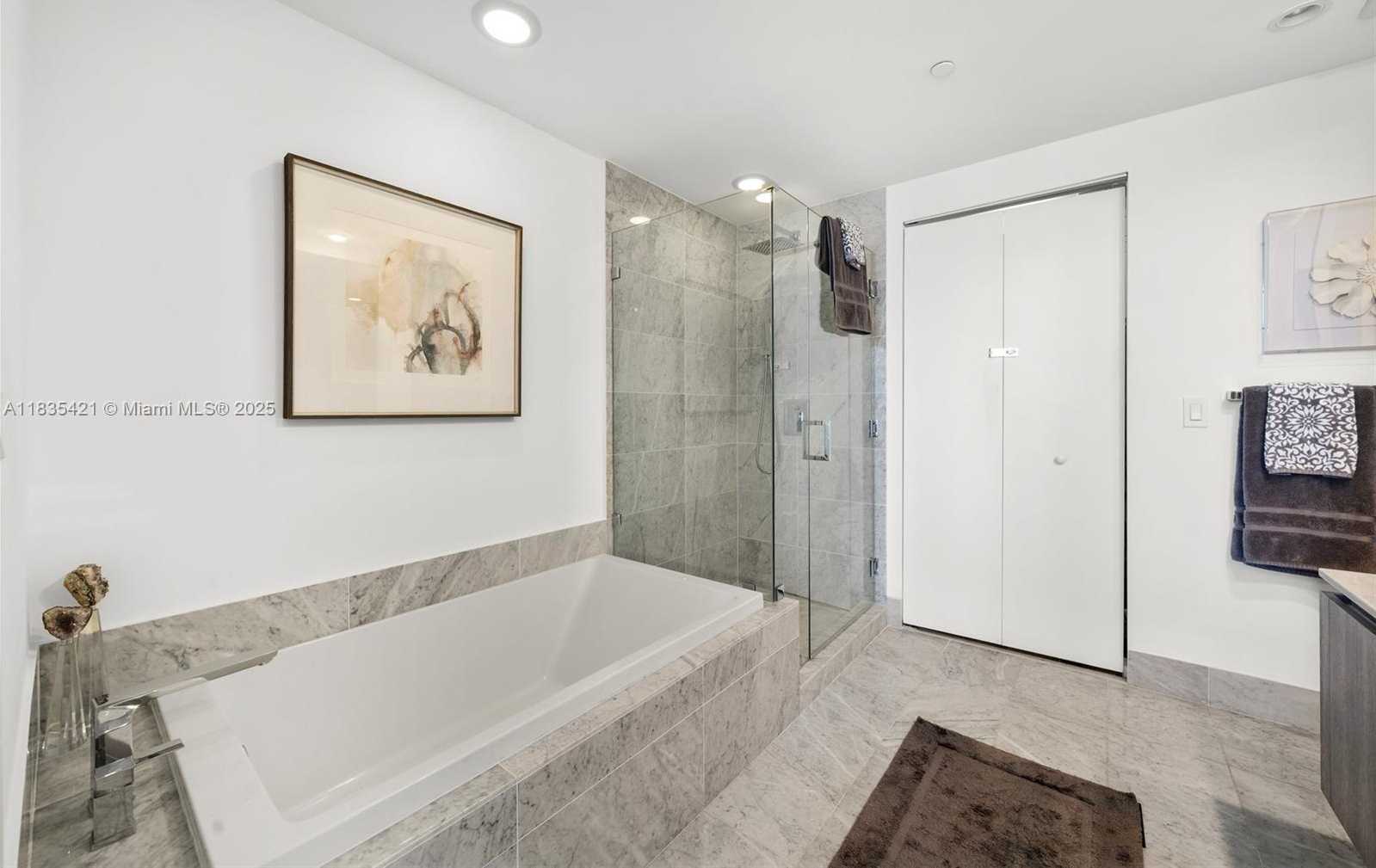 Small Image of 801 SOUTH MIAMI AVE #1210, Miami Number 24