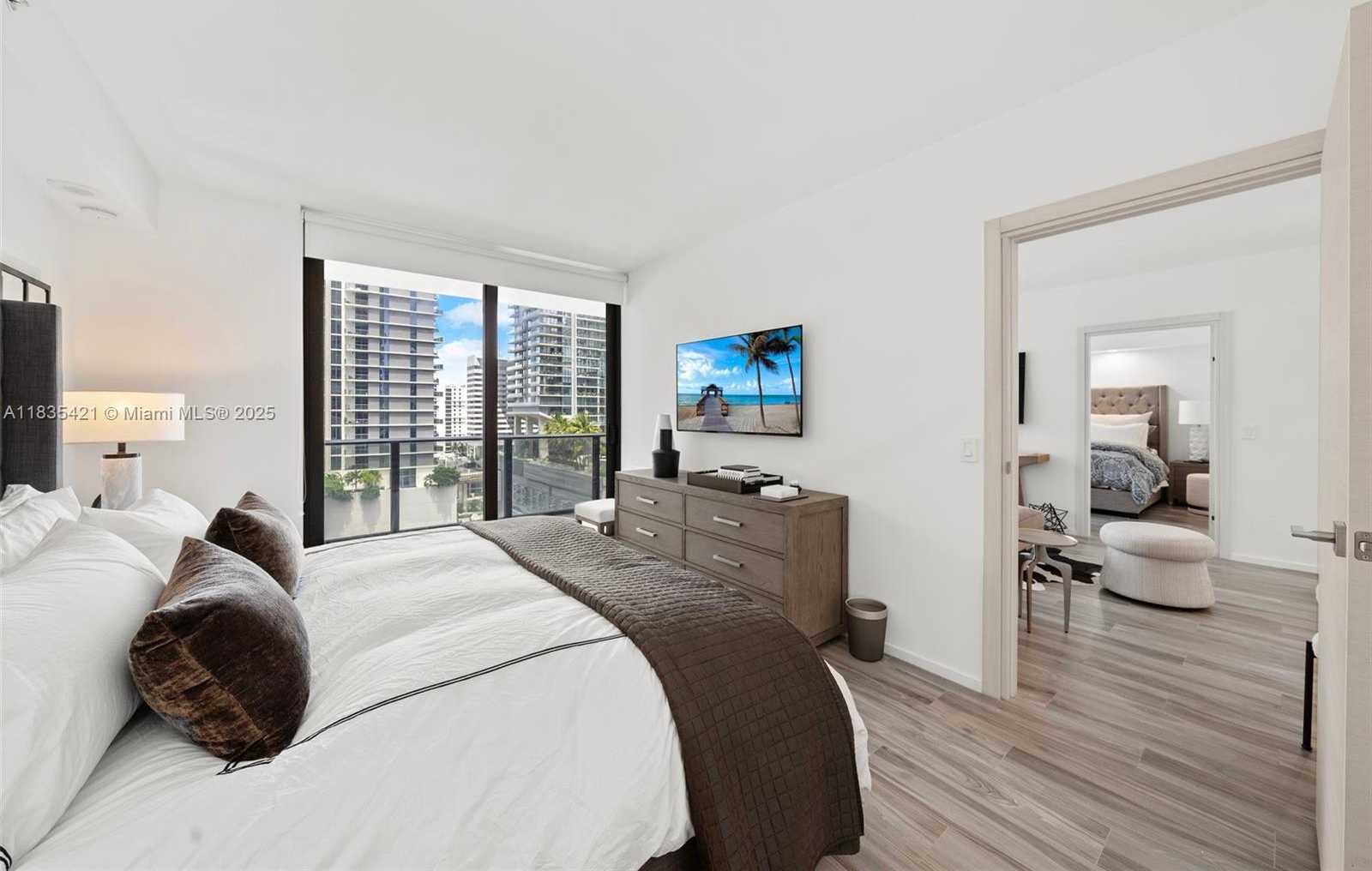 Small Image of 801 SOUTH MIAMI AVE #1210, Miami Number 27