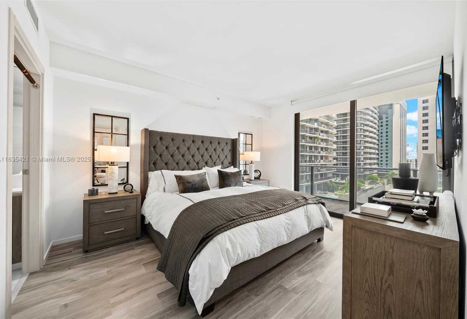 Small Image of 801 SOUTH MIAMI AVE #1210, Miami Number 28