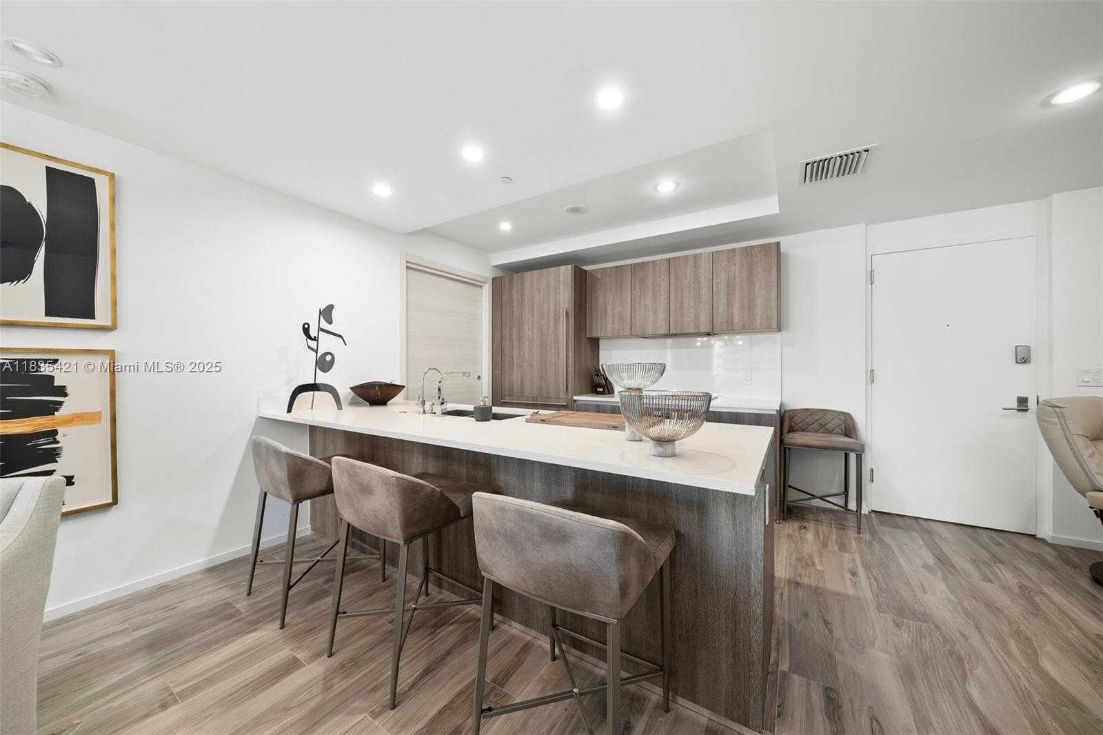 Small Image of 801 SOUTH MIAMI AVE #1210, Miami Number 9