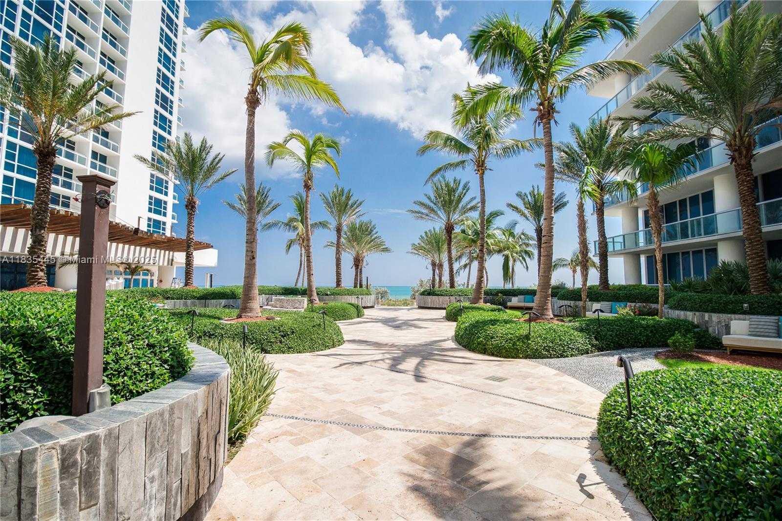 Small Image of 6801 COLLINS AVE #1403(legal)1415(door), Miami Beach Number 12