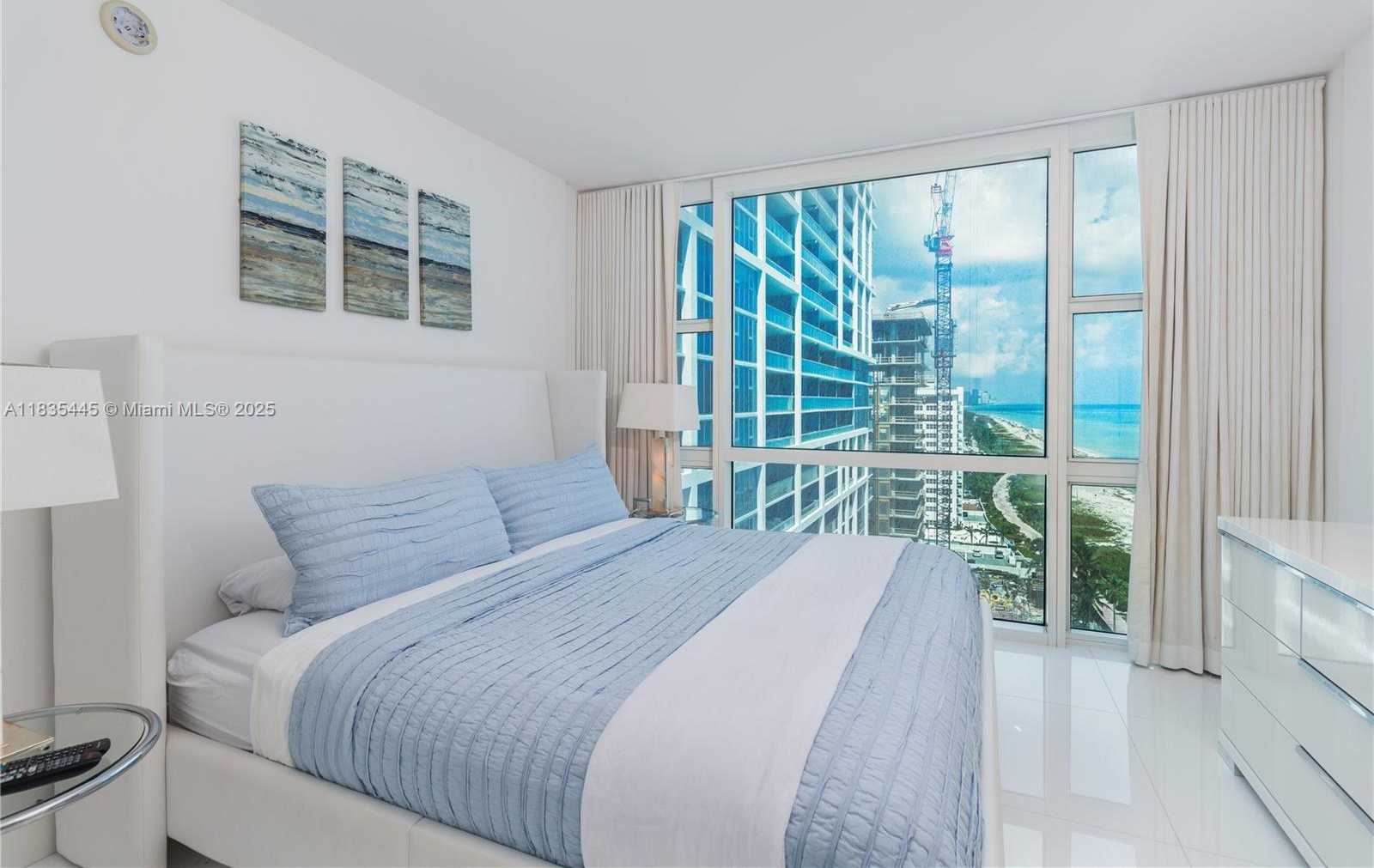 Small Image of 6801 COLLINS AVE #1403(legal)1415(door), Miami Beach Number 7