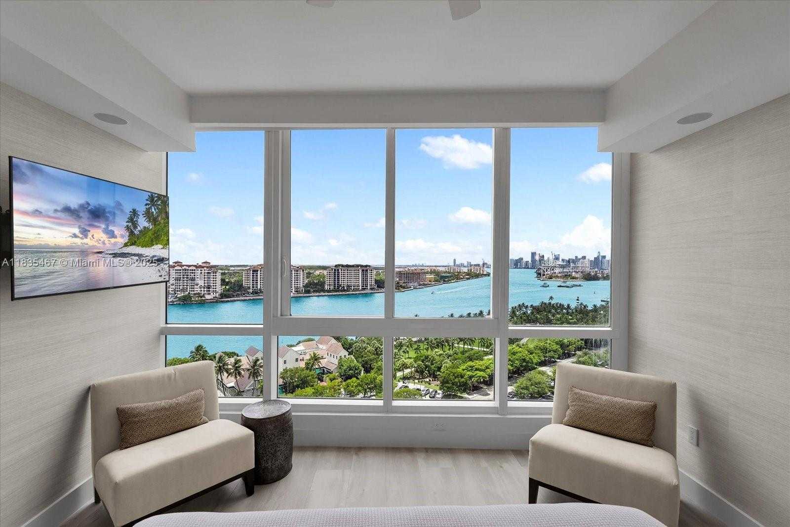Small Image of 100 SOUTH POINTE DR #1502, Miami Beach Number 12