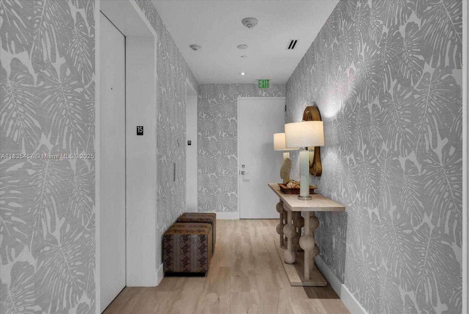 Small Image of 100 SOUTH POINTE DR #1502, Miami Beach Number 8