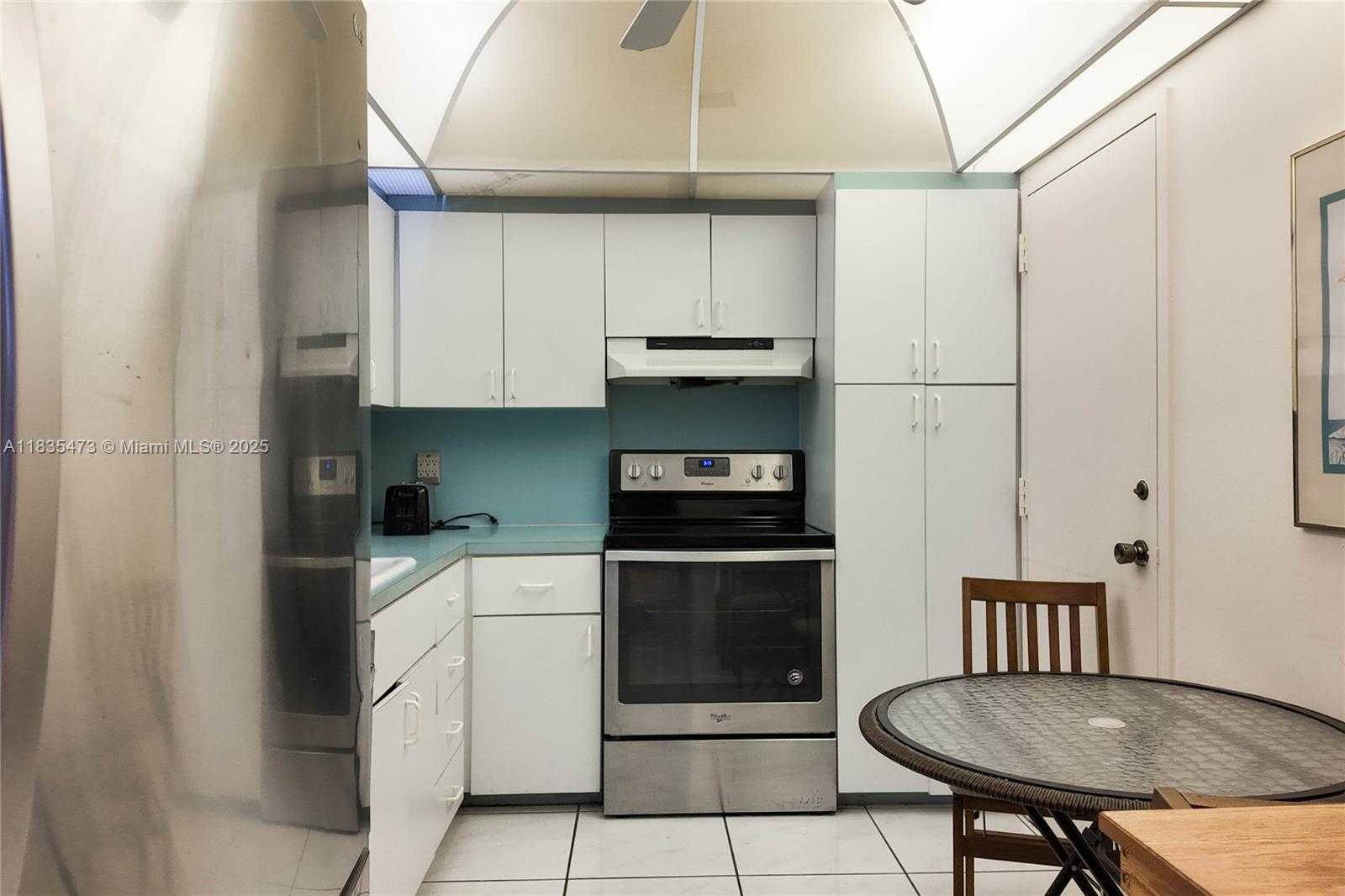 Small Image of 1985 SOUTH OCEAN DR #10D, Hallandale Beach Number 10