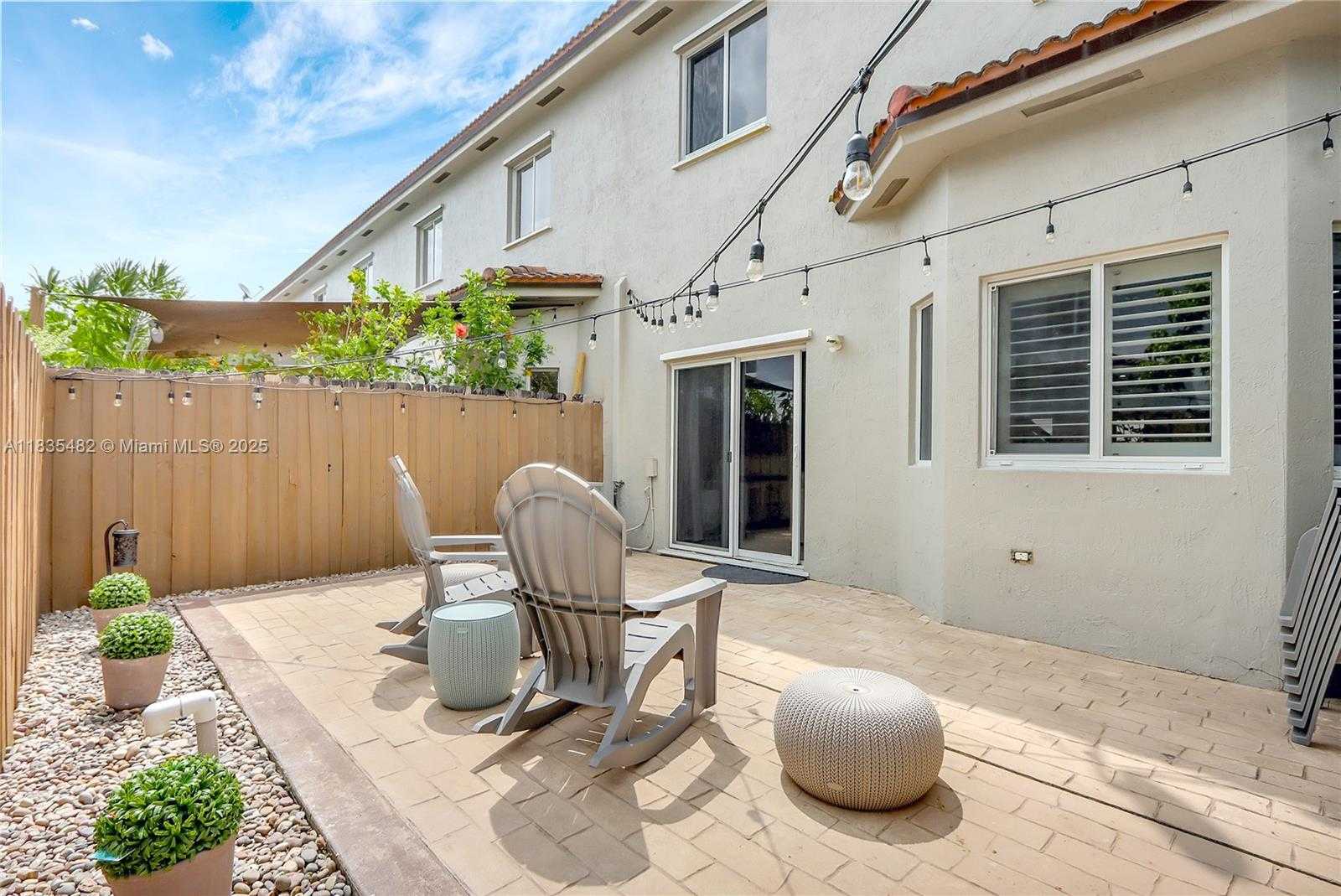 Small Image of 14751 SOUTH WEST 23RD ST #14751, Miami Number 13