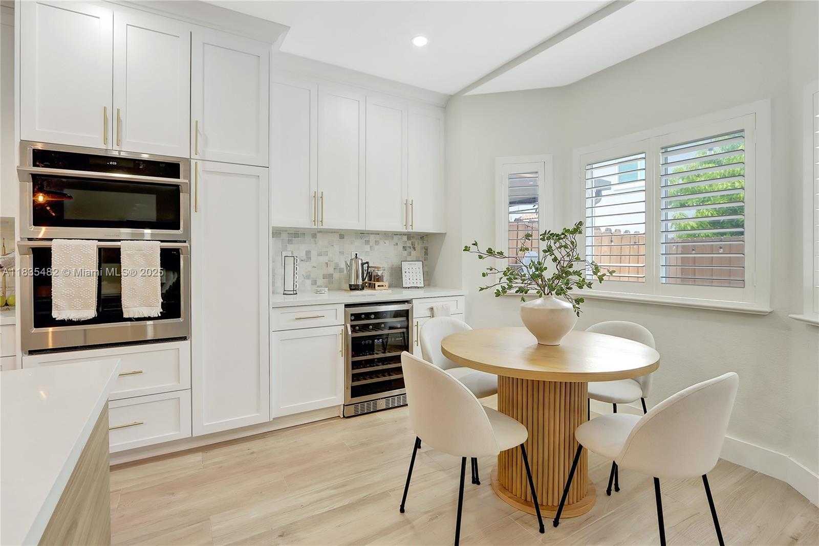 Small Image of 14751 SOUTH WEST 23RD ST #14751, Miami Number 9