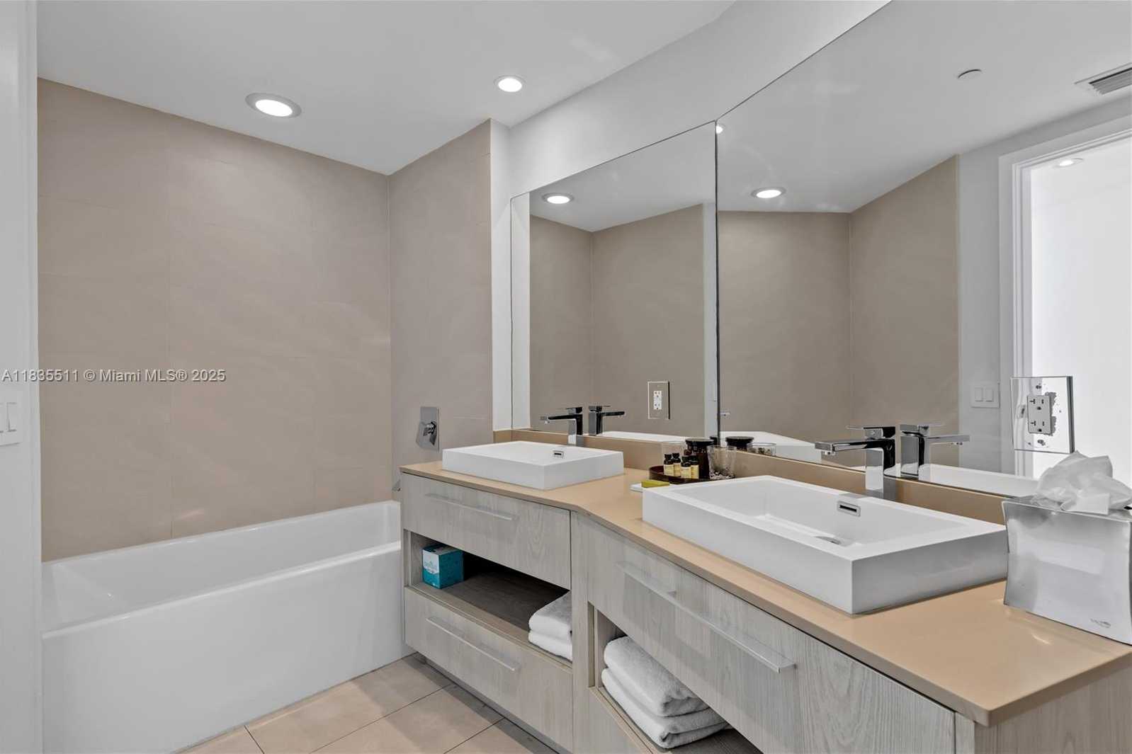 Small Image of 4111 SOUTH OCEAN DR #2302, Hollywood Number 39
