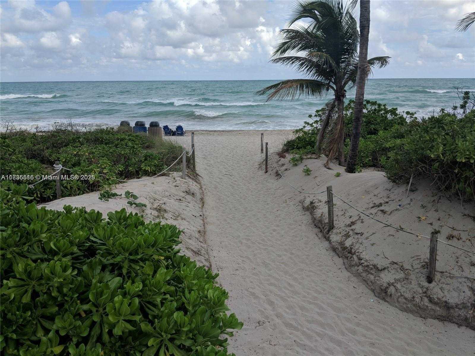Small Image of 1980 SOUTH OCEAN DR #15C, Hallandale Beach Number 16