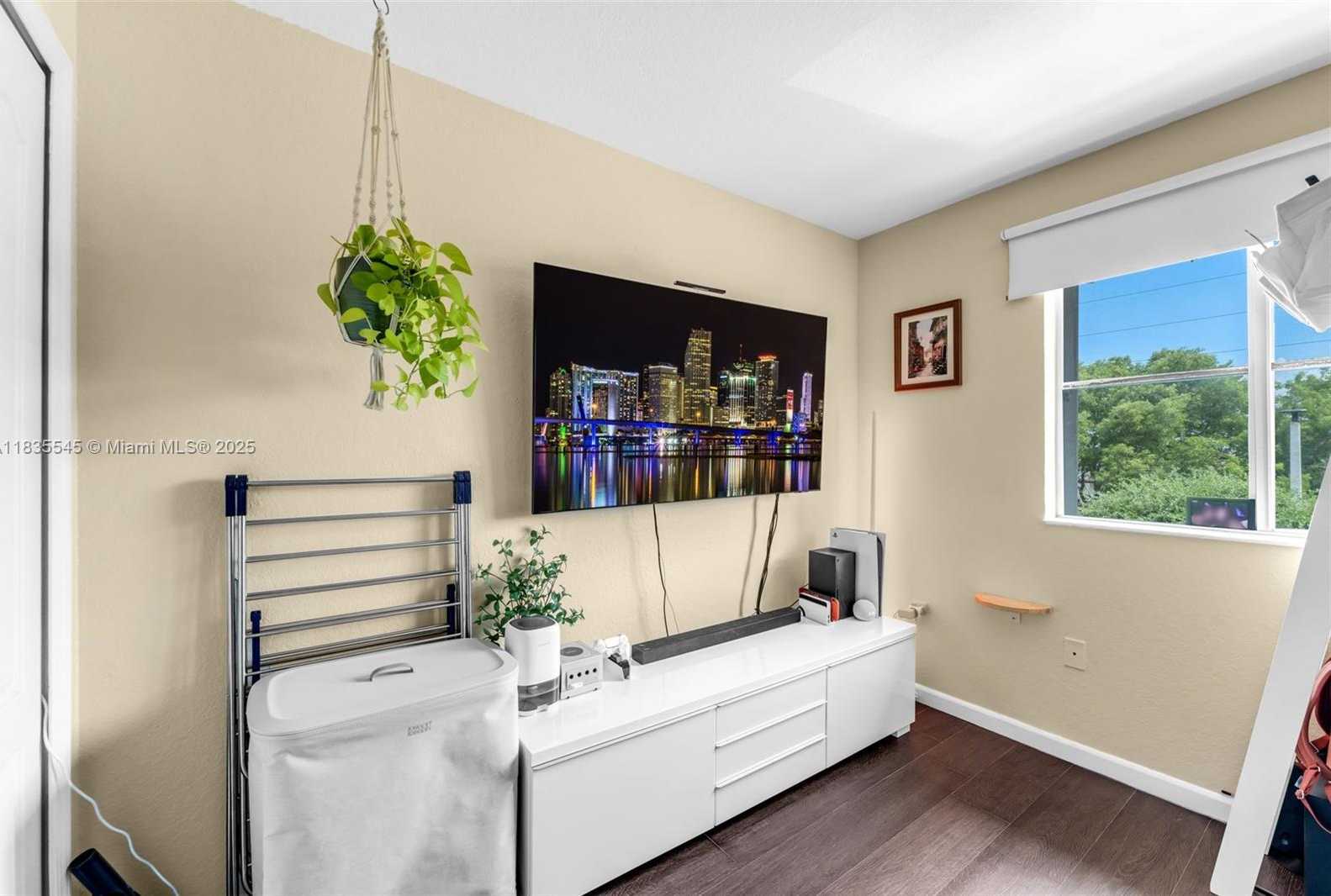 Small Image of 8956 WEST FLAGLER ST #203, Miami Number 25
