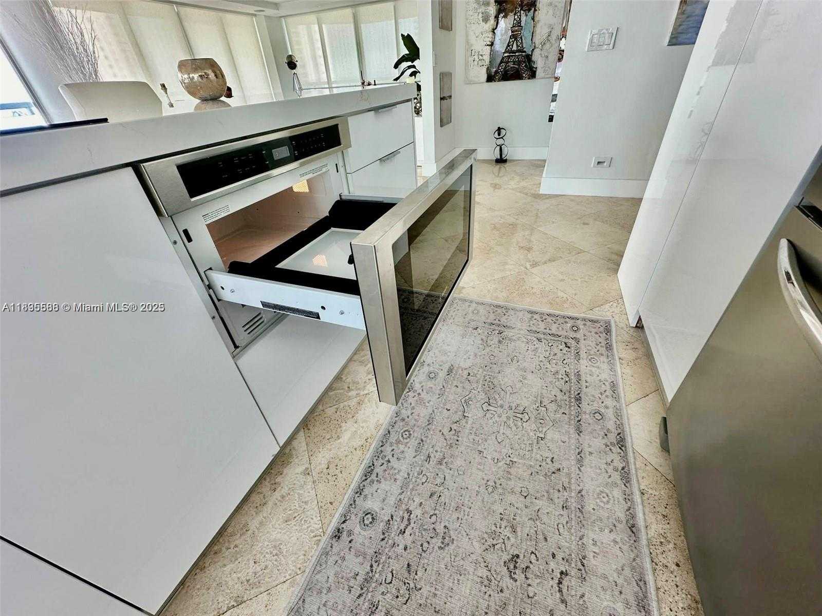 Small Image of 16400 COLLINS AVE #841, Sunny Isles Beach Number 15
