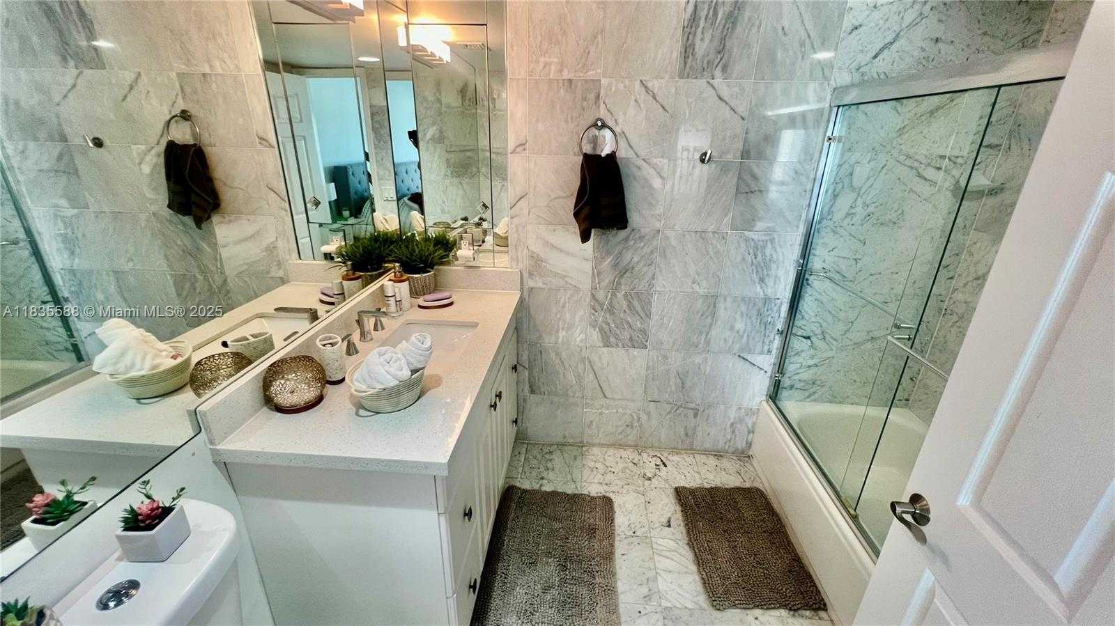 Small Image of 16400 COLLINS AVE #841, Sunny Isles Beach Number 41