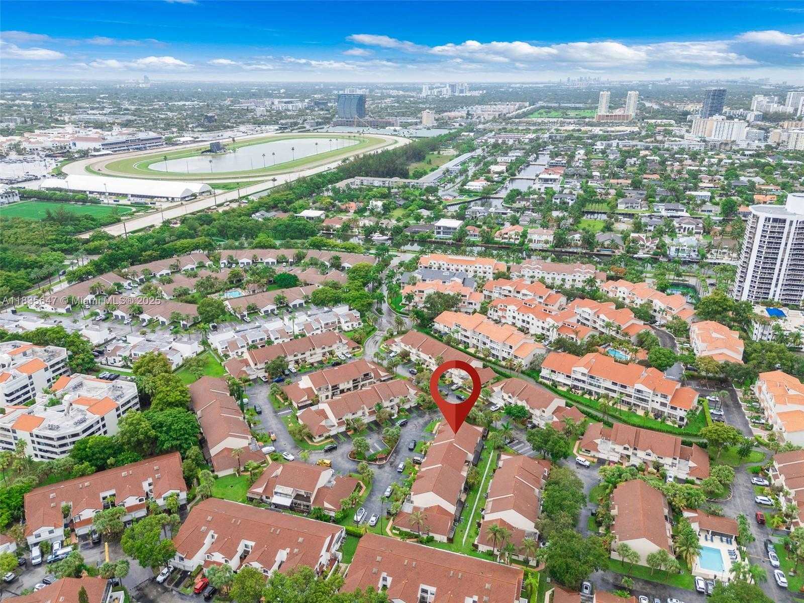 Small Image of 21160 MAINSAIL CIR #H12, Aventura Number 33