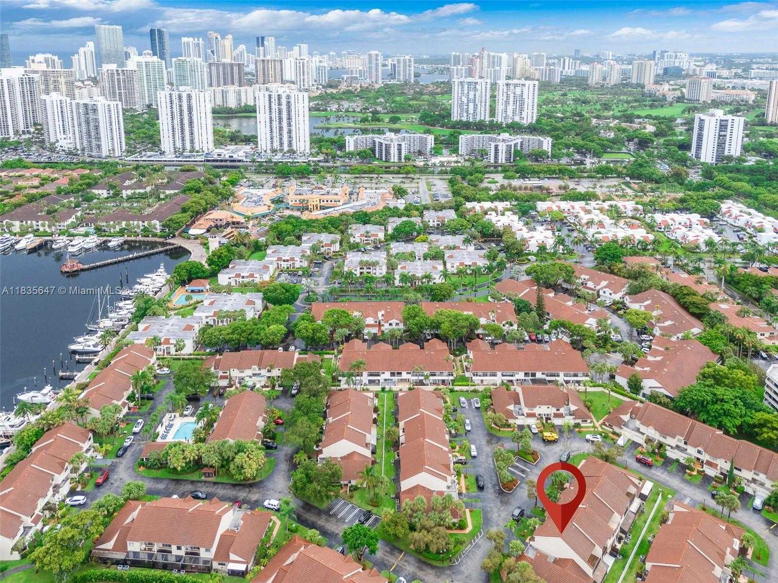 Small Image of 21160 MAINSAIL CIR #H12, Aventura Number 34