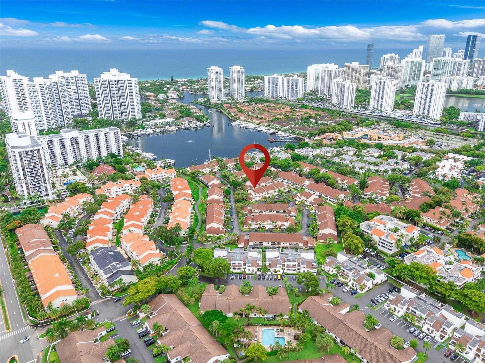 Small Image of 21160 MAINSAIL CIR #H12, Aventura Number 36