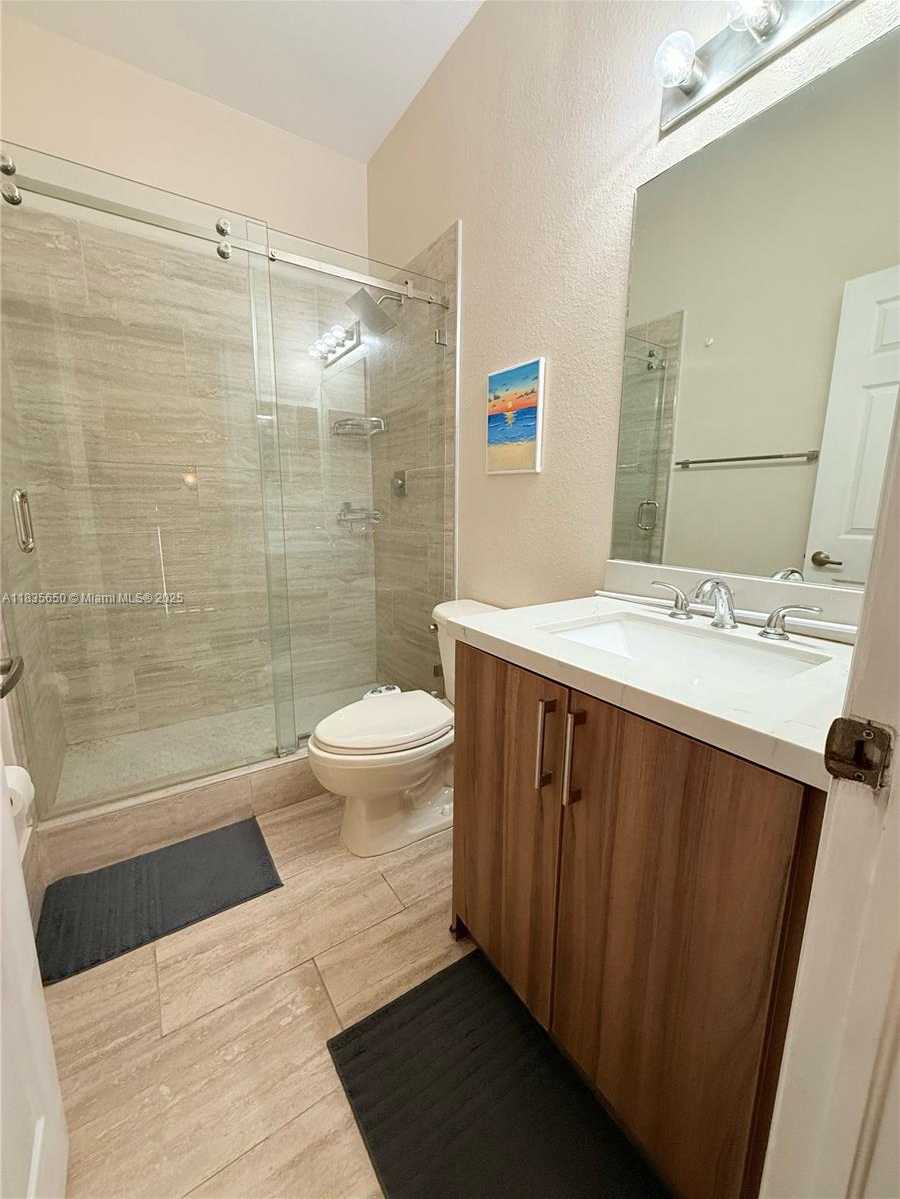 Small Image of 15260 SOUTH WEST 91ST LN, Miami Number 21