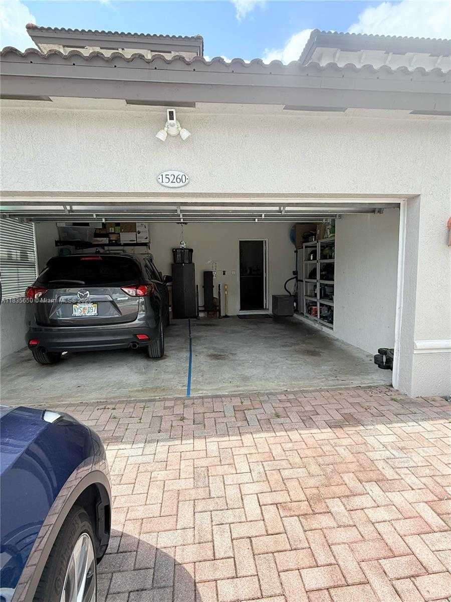 Small Image of 15260 SOUTH WEST 91ST LN, Miami Number 28