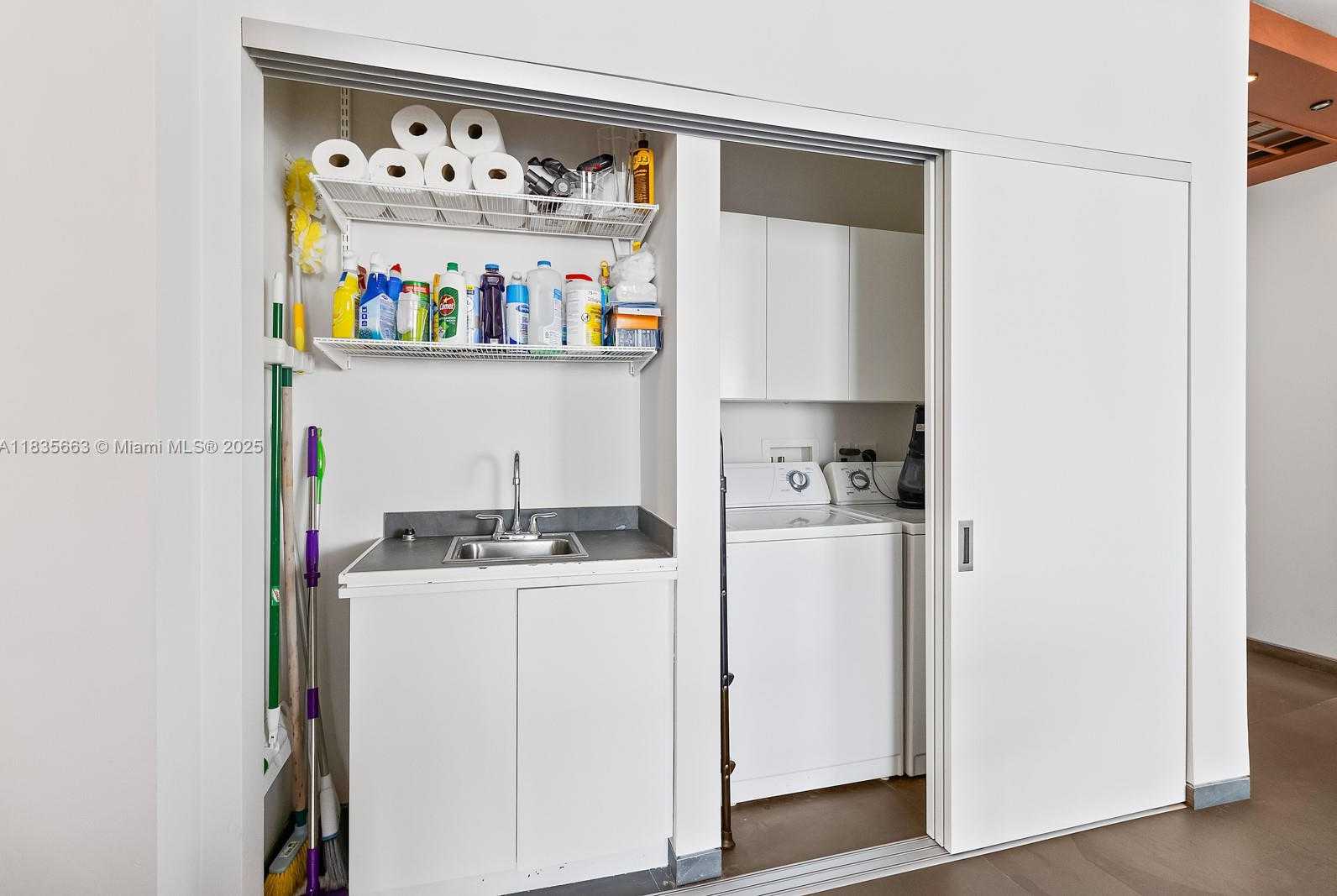 Small Image of 901 BRICKELL KEY BLVD #3607, Miami Number 30