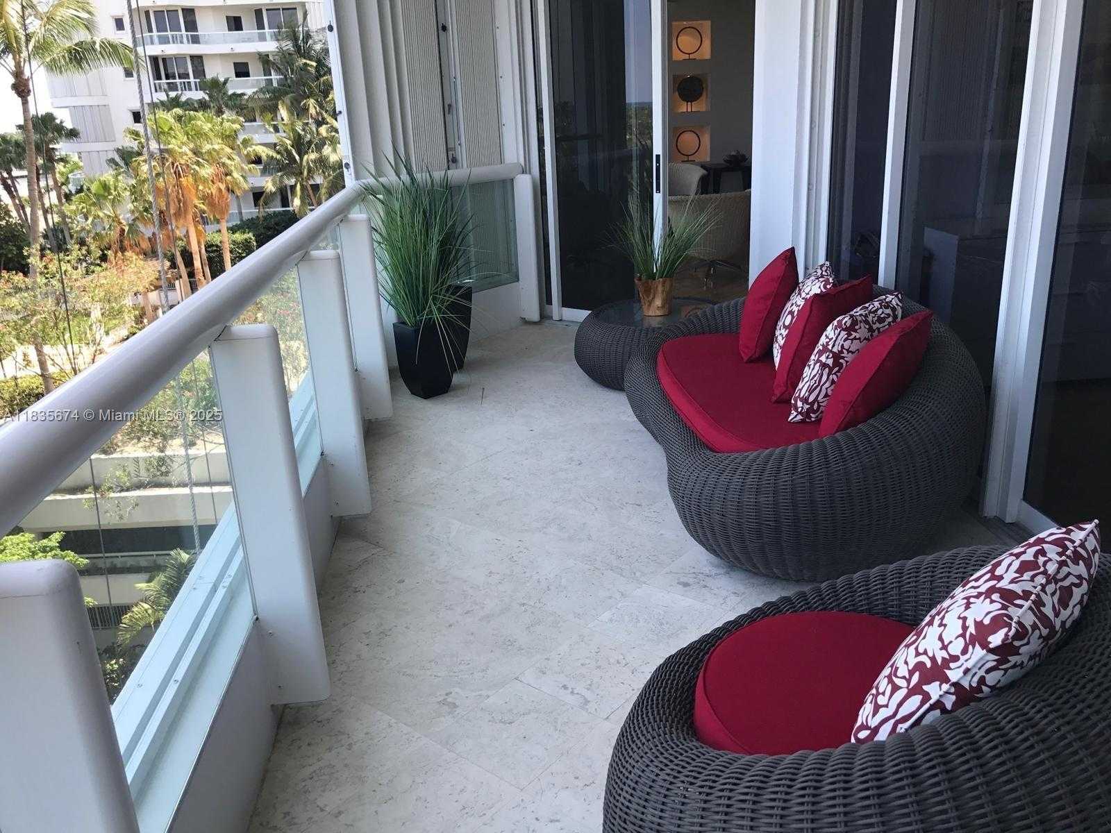 Small Image of 21150 POINT PL #701, Aventura Number 10