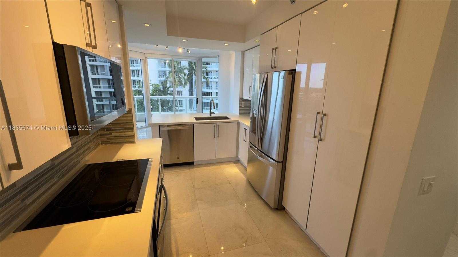 Small Image of 21150 POINT PL #701, Aventura Number 21