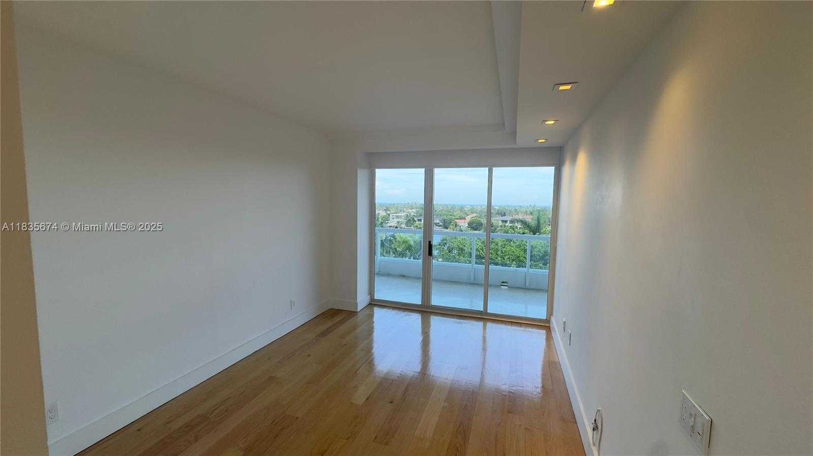 Small Image of 21150 POINT PL #701, Aventura Number 33