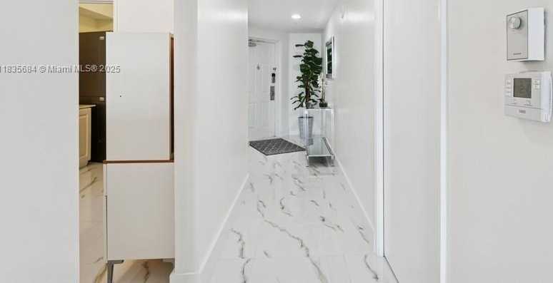 Small Image of 18100 NORTH BAY RD #1108, Sunny Isles Beach Number 12