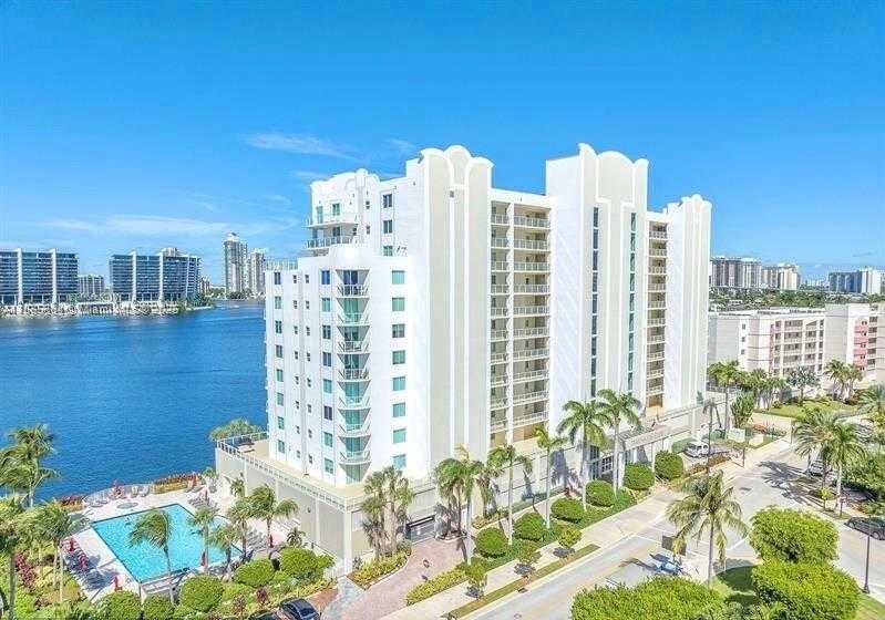 Small Image of 18100 NORTH BAY RD #1108, Sunny Isles Beach Number 25