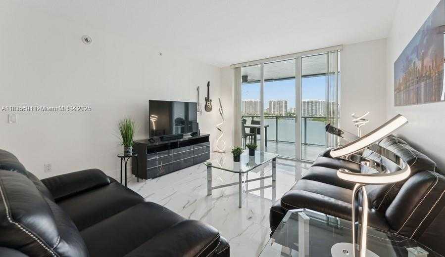 Small Image of 18100 NORTH BAY RD #1108, Sunny Isles Beach Number 5