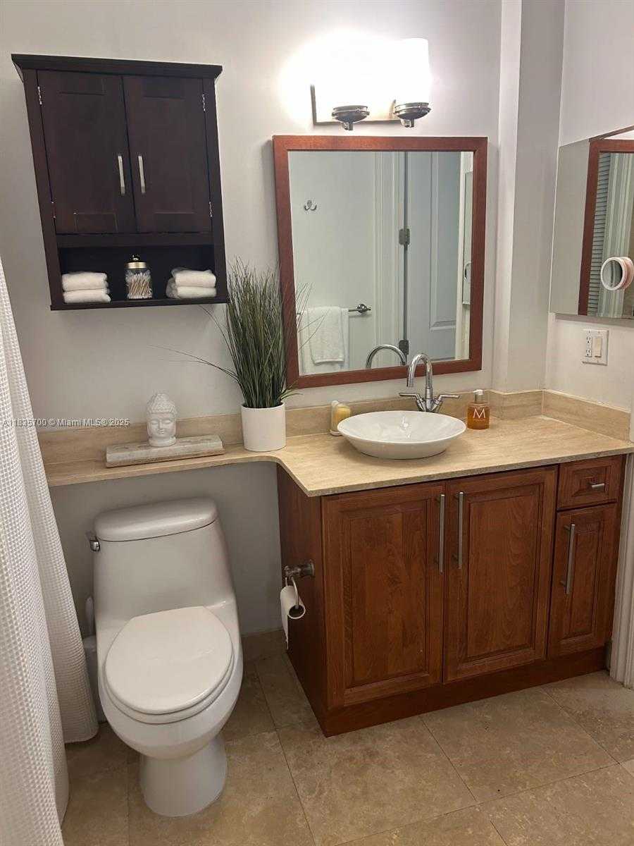 Small Image of 18181 NORTH EAST 31ST CT #2204, Aventura Number 5