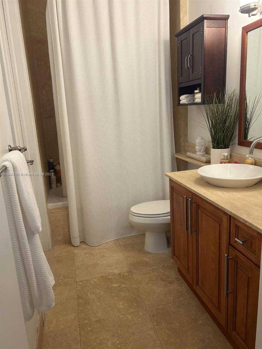 Small Image of 18181 NORTH EAST 31ST CT #2204, Aventura Number 6