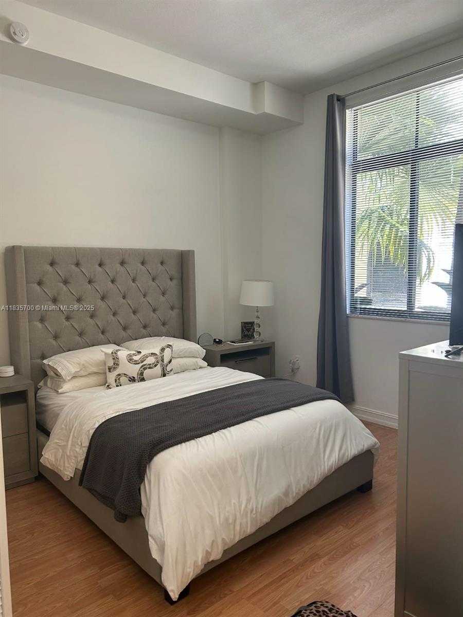 Small Image of 18181 NORTH EAST 31ST CT #2204, Aventura Number 9