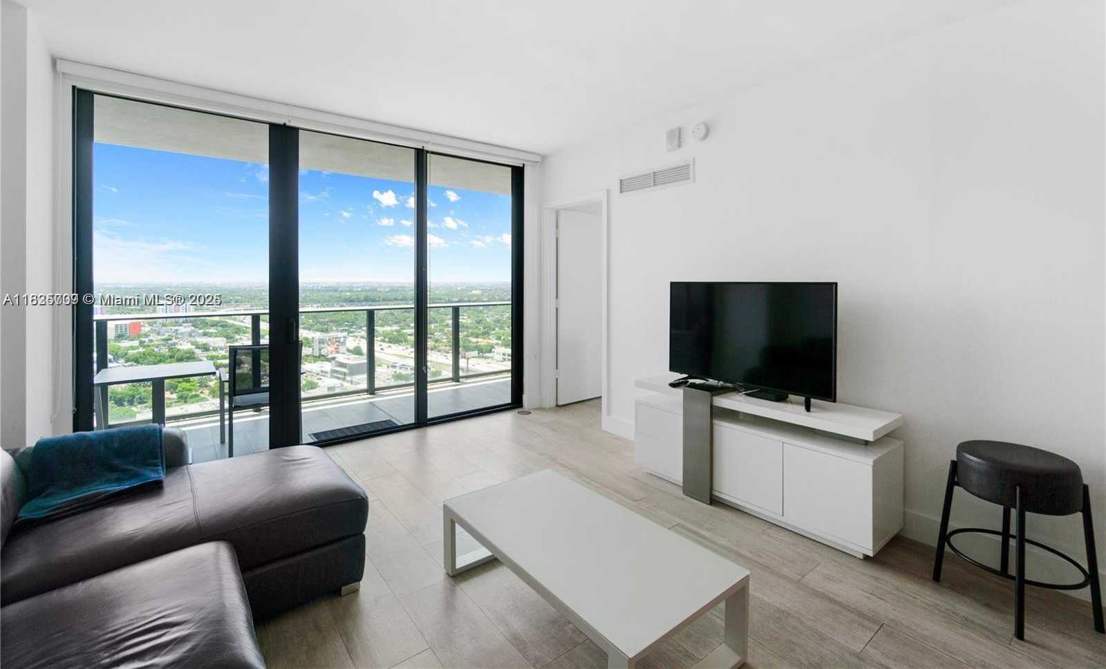 Small Image of 121 NORTH EAST 34TH ST #3012, Miami Number 2