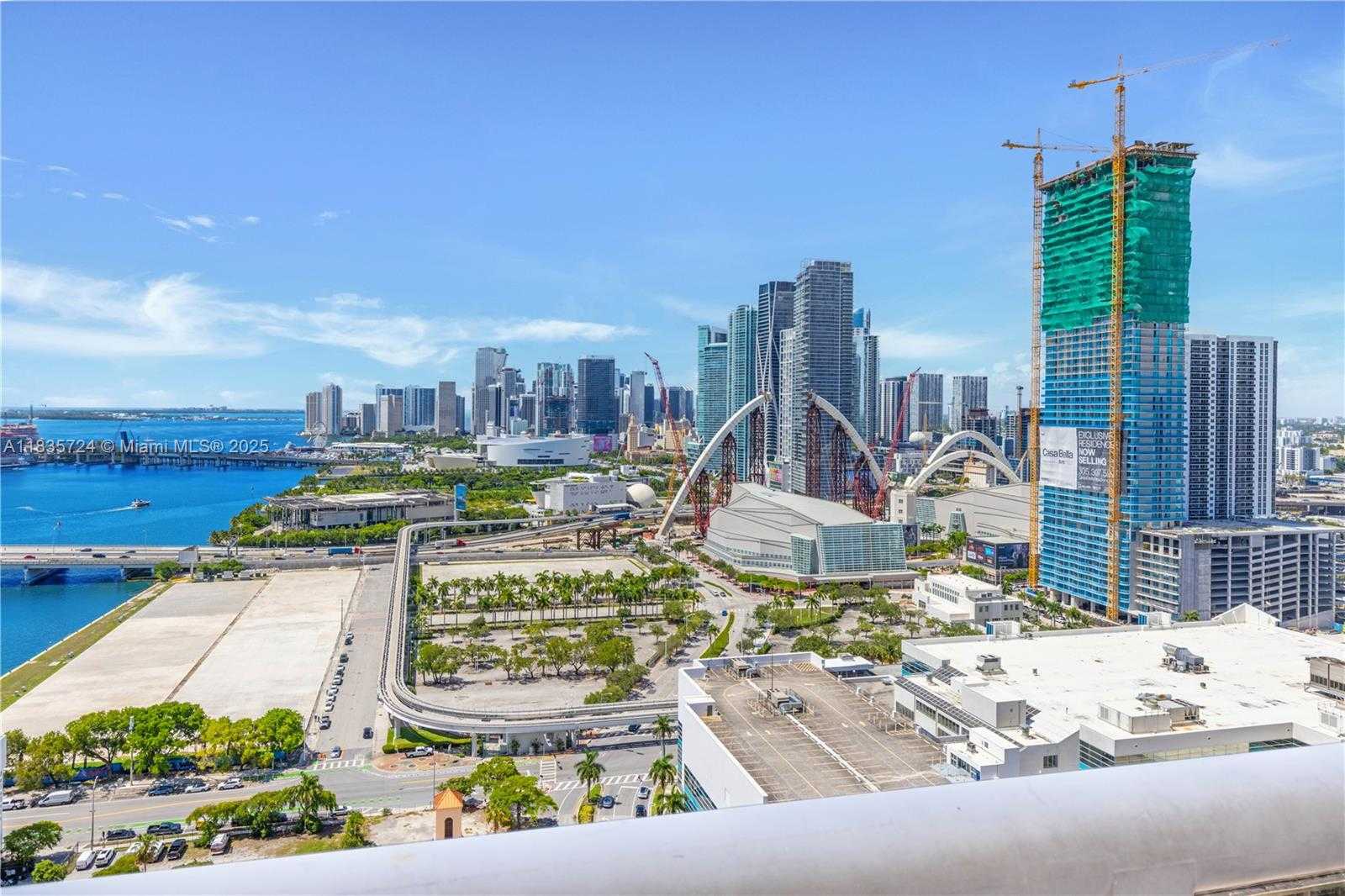 Small Image of 1717 NORTH BAYSHORE DR #A-3453, Miami Number 11