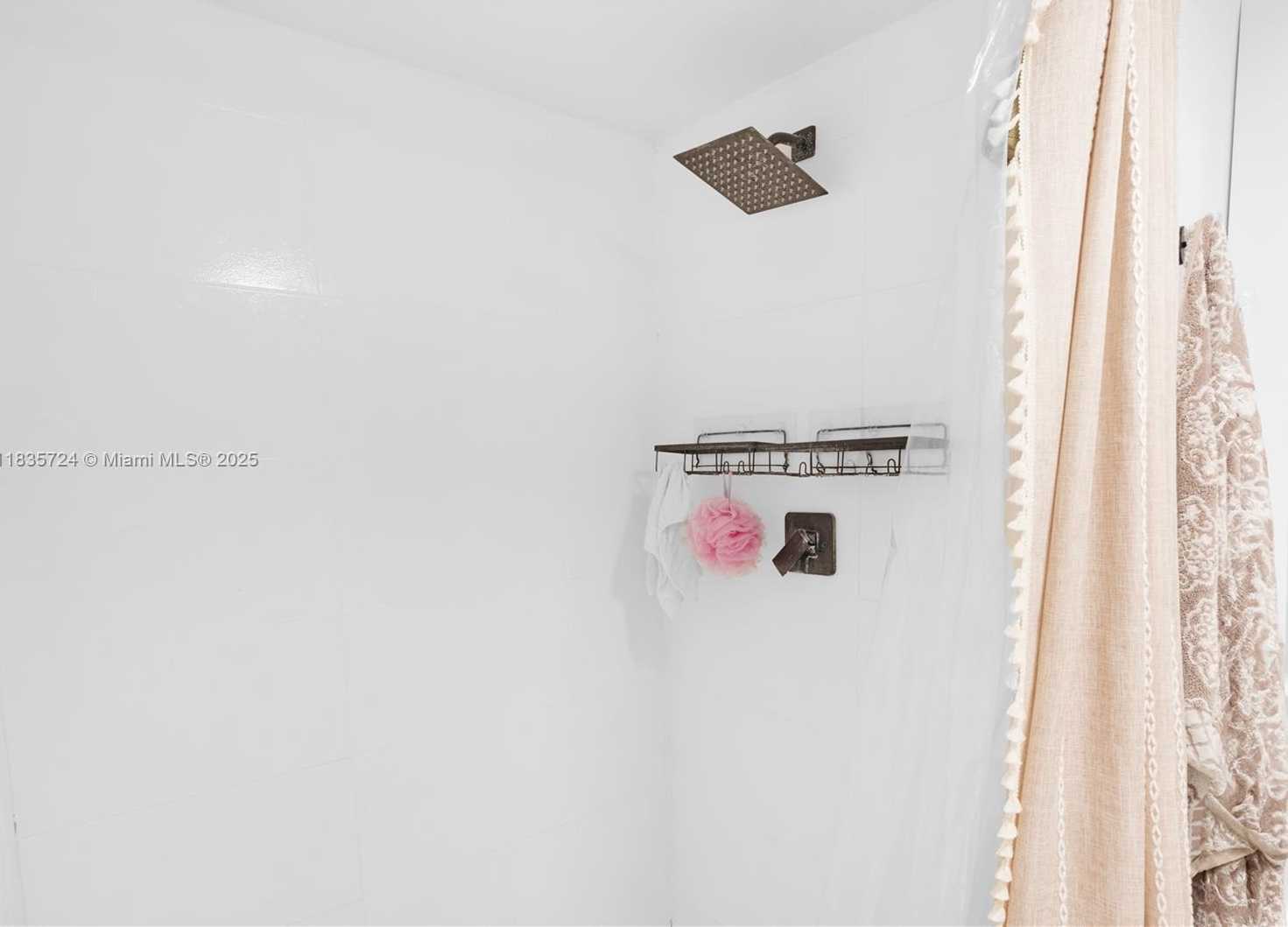 Small Image of 1717 NORTH BAYSHORE DR #A-3453, Miami Number 20