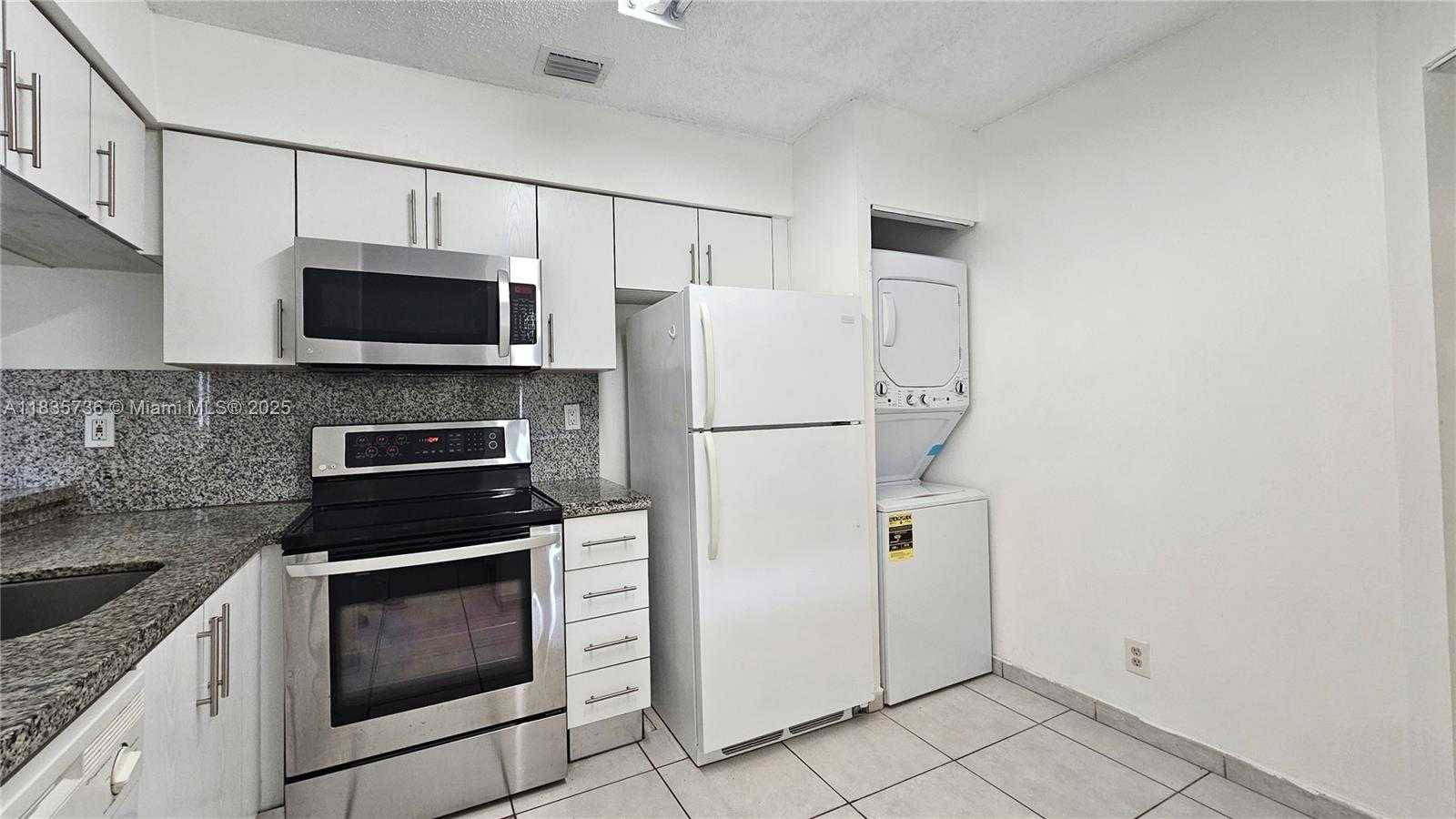 Small Image of 9277 SOUTH WEST 138TH PL #9277, Miami Number 11
