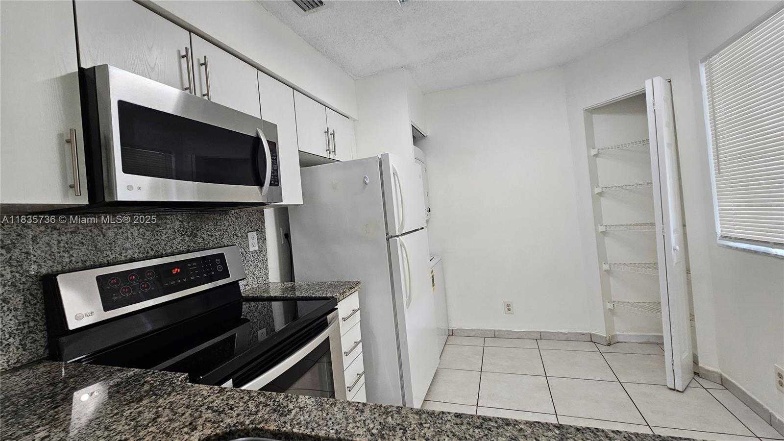 Small Image of 9277 SOUTH WEST 138TH PL #9277, Miami Number 12