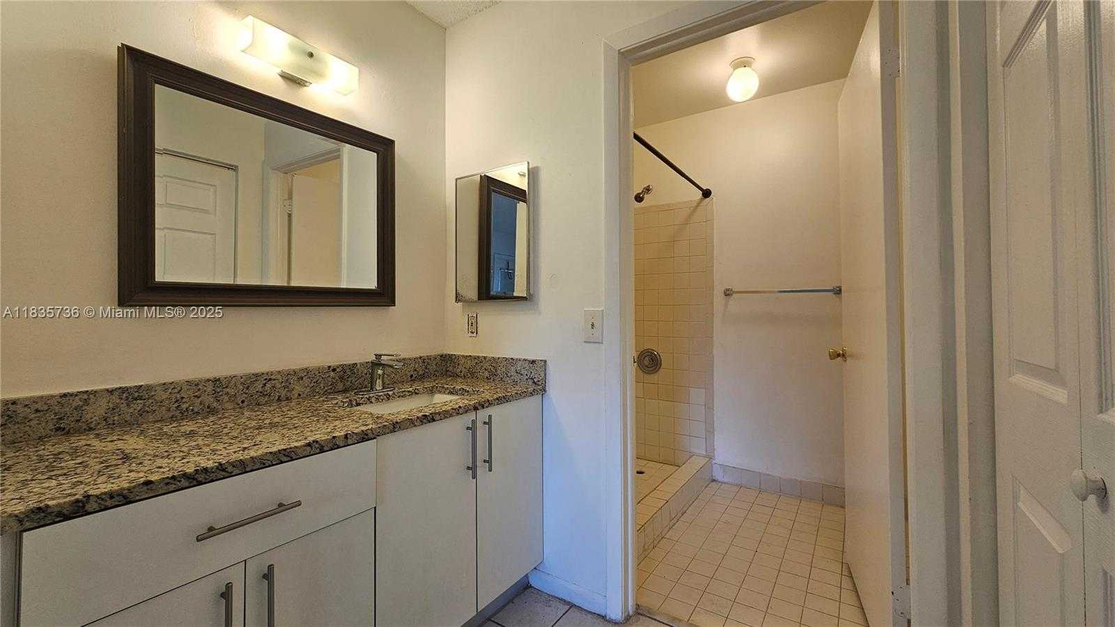 Small Image of 9277 SOUTH WEST 138TH PL #9277, Miami Number 27