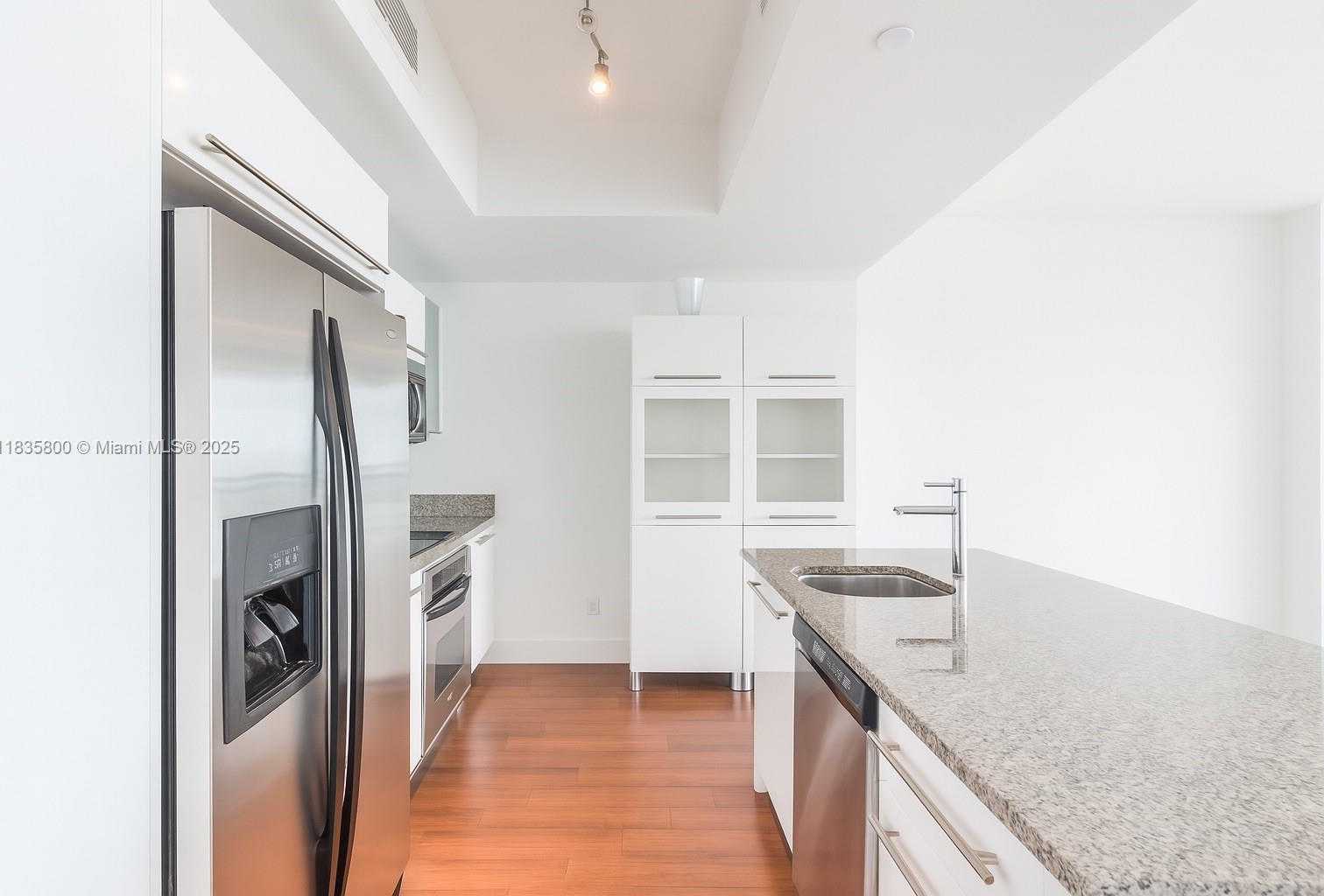 Small Image of 888 BISCAYNE BLVD #3506, Miami Number 3