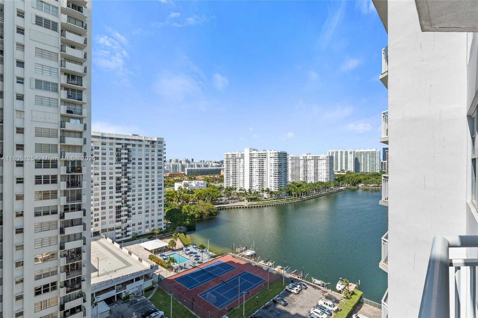 Small Image of 18061 BISCAYNE #1701, Aventura Number 21