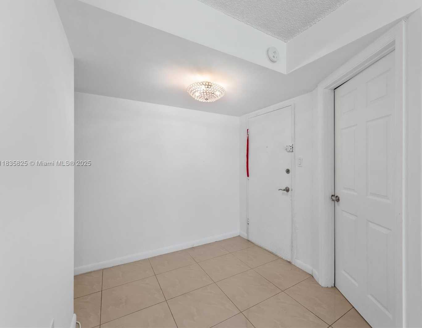 Small Image of 18061 BISCAYNE #1701, Aventura Number 3