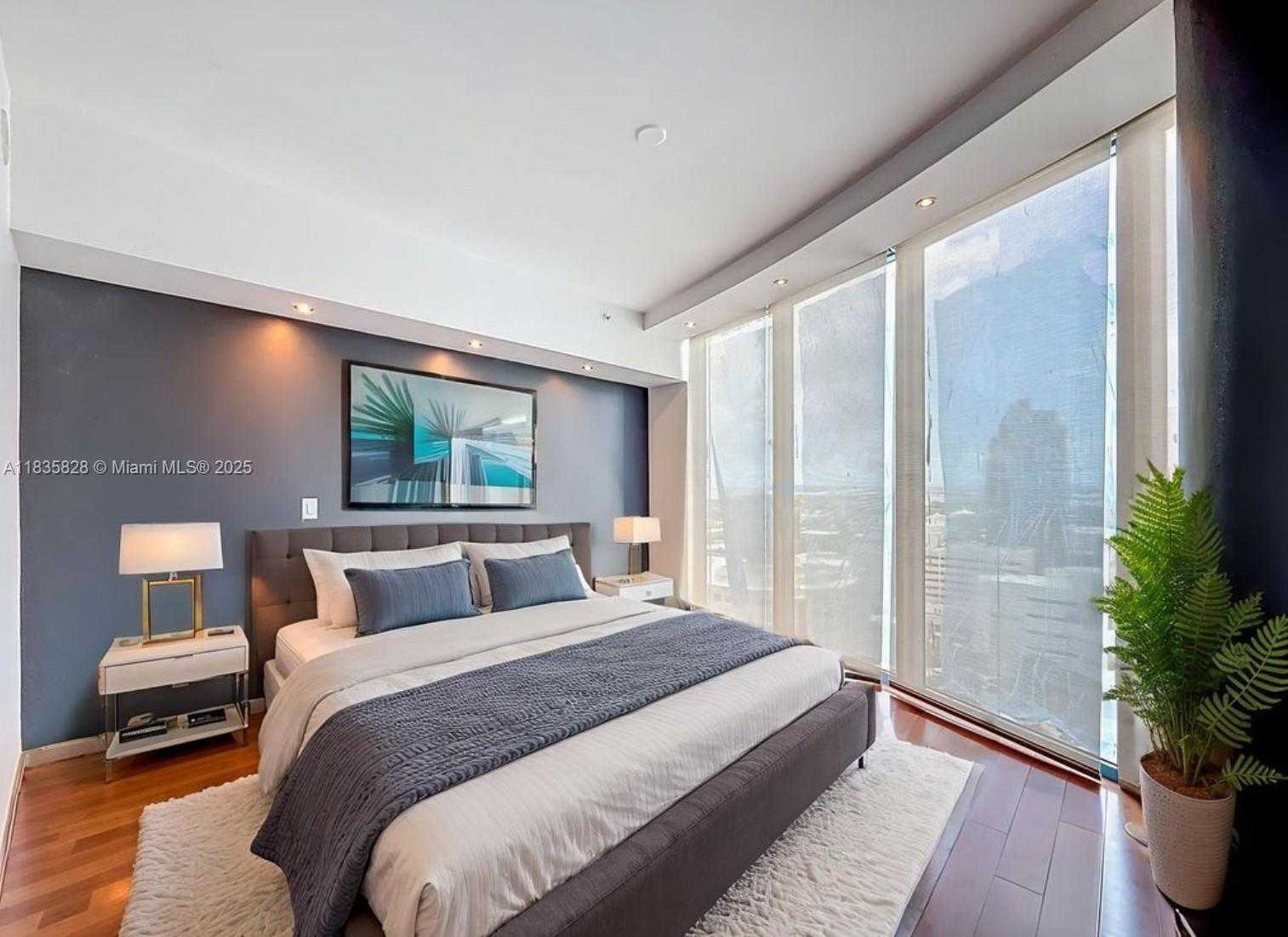 Small Image of 333 LAS OLAS WAY #2501, Fort Lauderdale Number 4