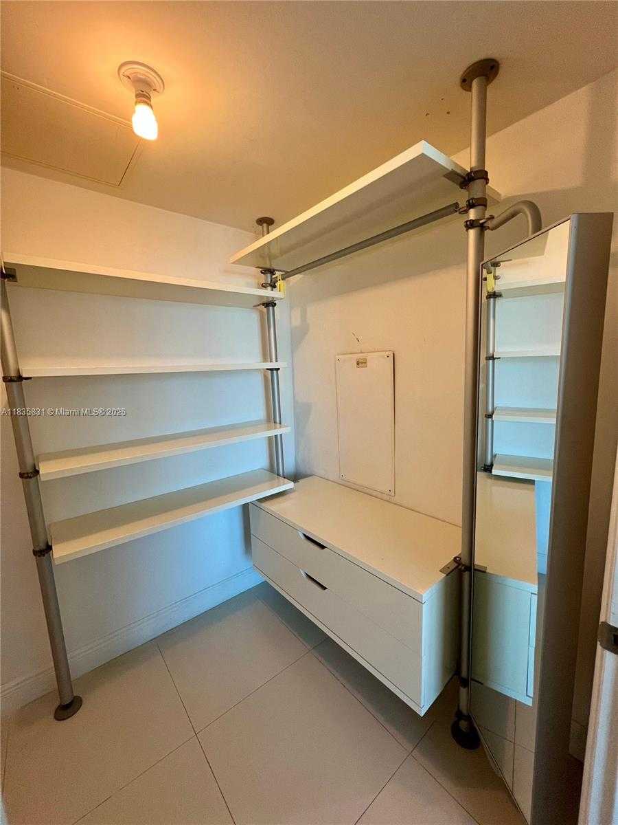 Small Image of 350 SOUTH MIAMI AVE #2303, Miami Number 10