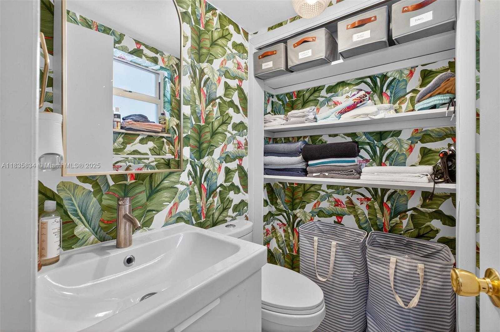 Small Image of 1340 LINCOLN RD #403, Miami Beach Number 22