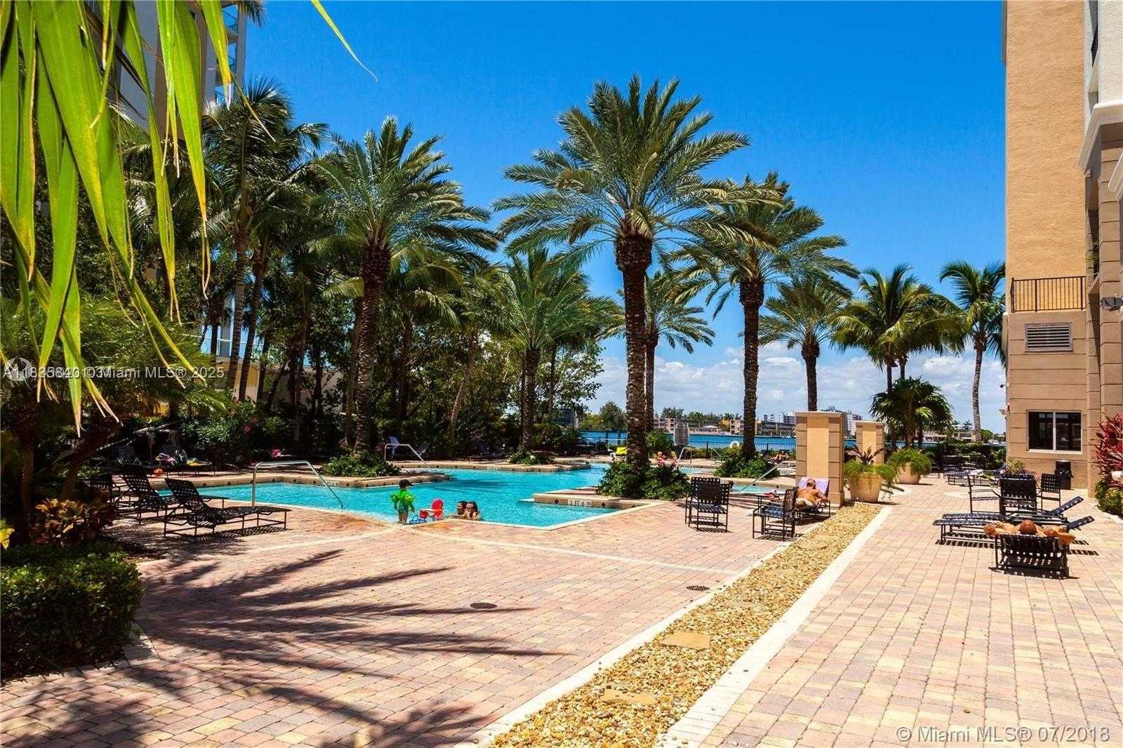 Small Image of 17125 NORTH BAY RD #3105, Sunny Isles Beach Number 14