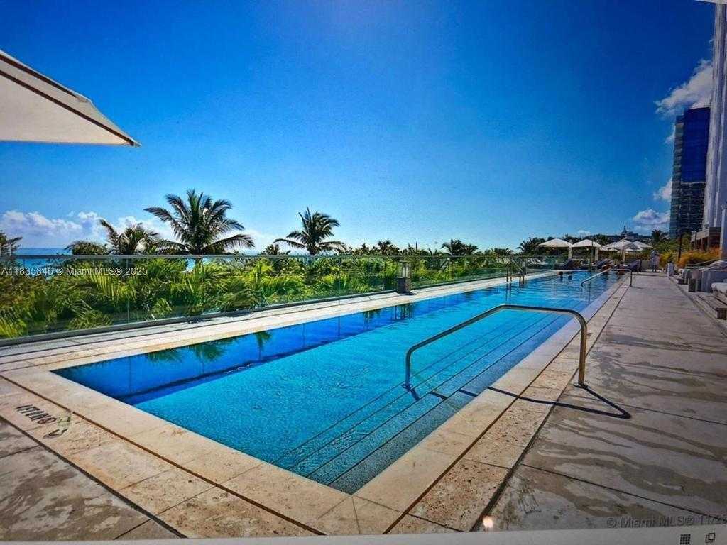 Small Image of 2301 COLLINS AVE #735, Miami Beach Number 2