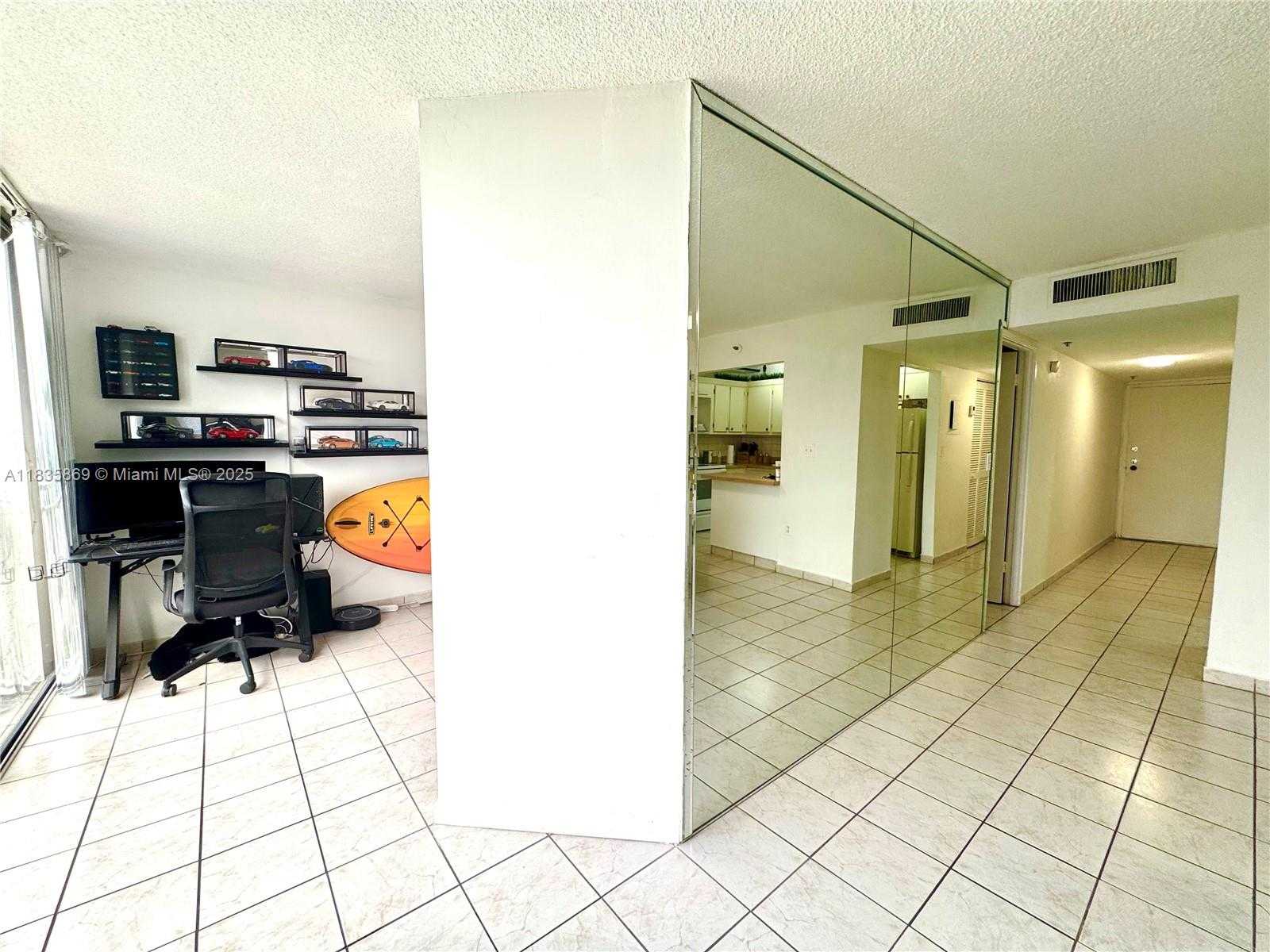 Small Image of 210 174TH ST #1215, Sunny Isles Beach Number 11