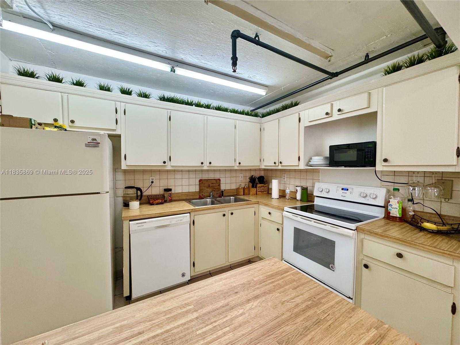 Small Image of 210 174TH ST #1215, Sunny Isles Beach Number 13